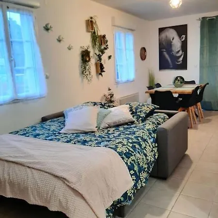 Ferienwohnung Proche Aeroport A Pied O' Jungle Tillé Exterior foto